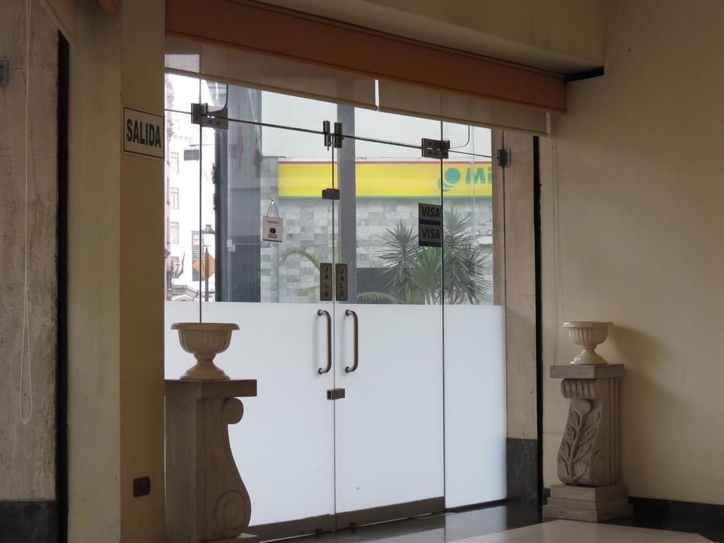 Hotel Plaza Mayor Лима Екстериор снимка